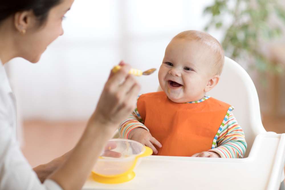 When & How to Transition Your Little One to Solids 